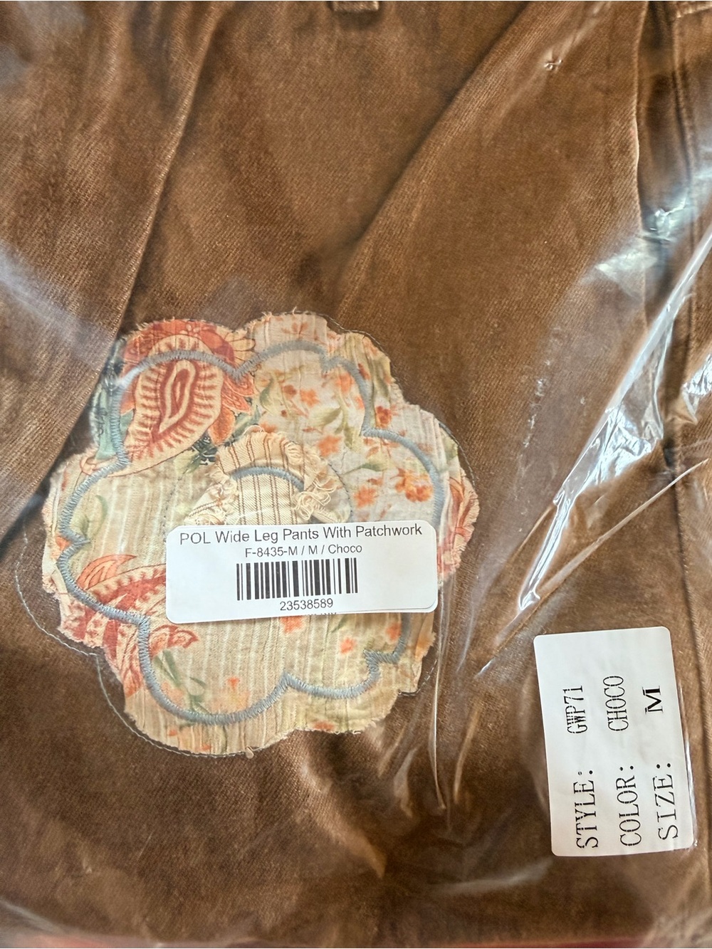 POL Boho Choco Wide-Leg Floral Patch Pants - Picture 4 of 4